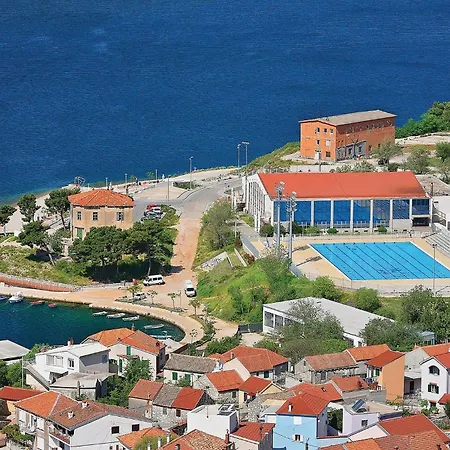 1 Bedroom Cozy In Šibenik