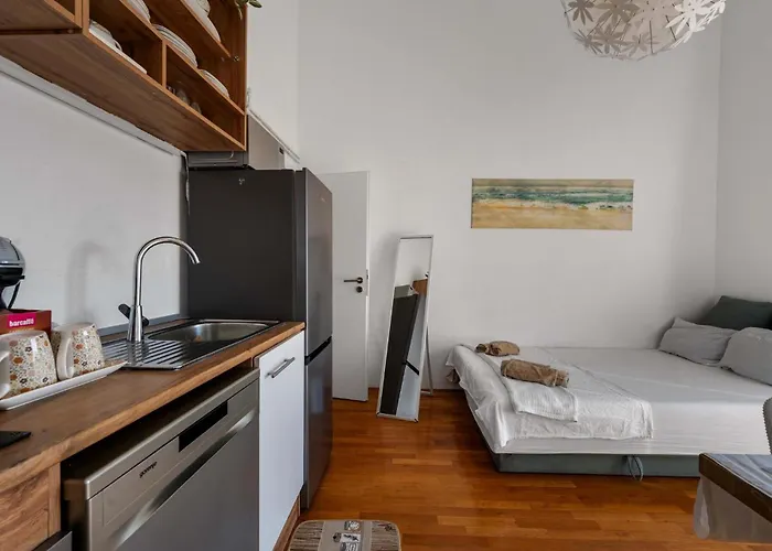 1 Bedroom Cozy In Sibenik Apartman *